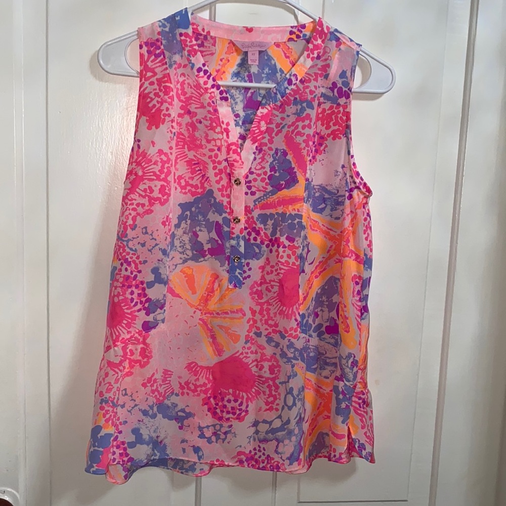 Lilly Pulitzer silk sleeves blouse size XS tank top. EUC